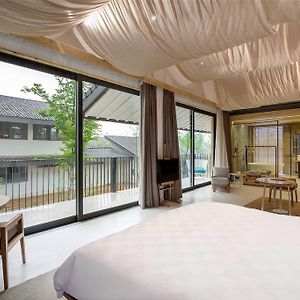 Suite Garden View